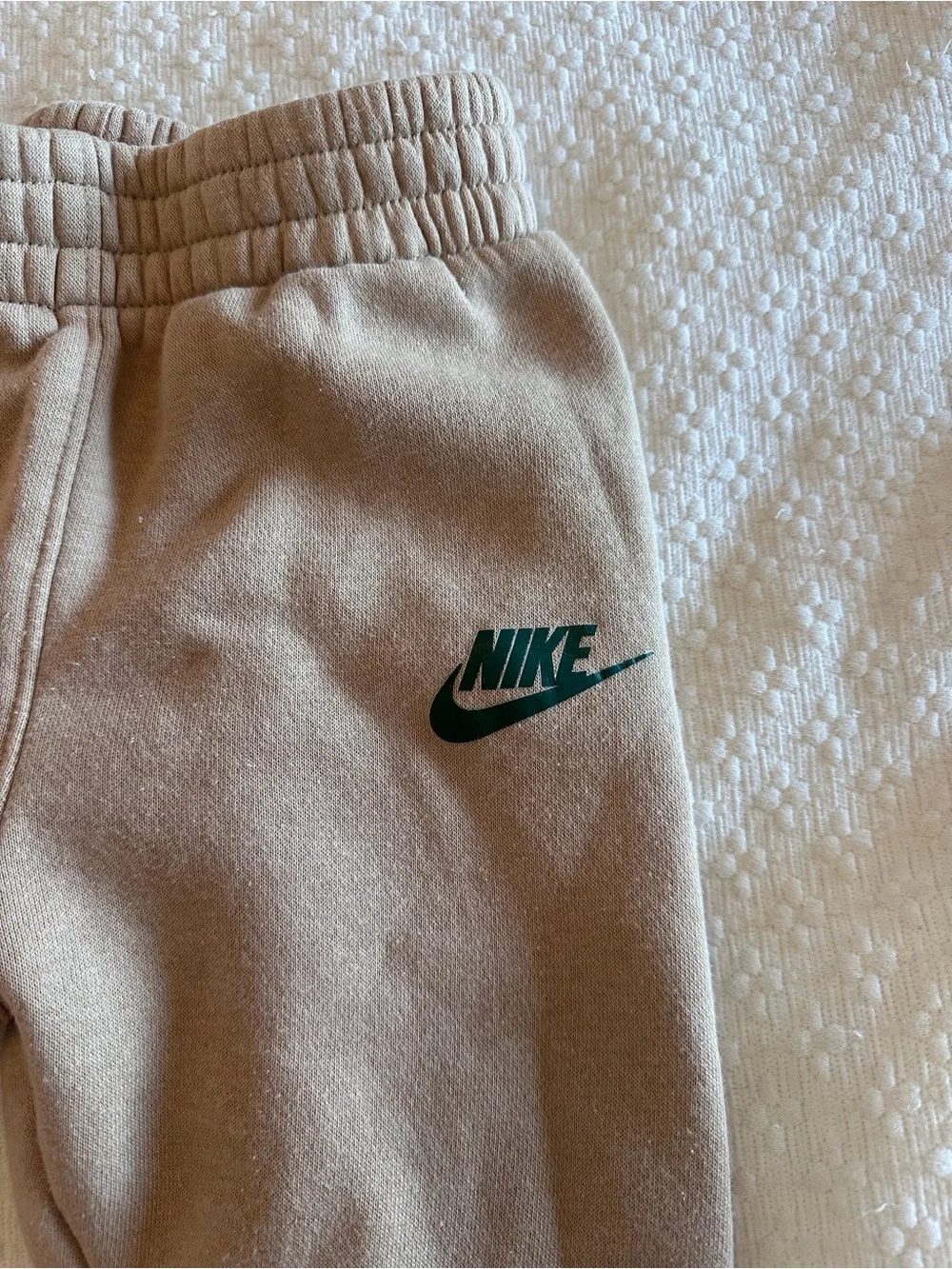 Nike Beige Toddler Hoodie & Jogger Set with Green Logo - Picture 7 of 7